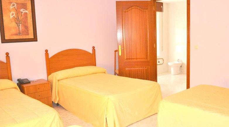 Hotel O Parranda カマリーニャス 部屋 写真